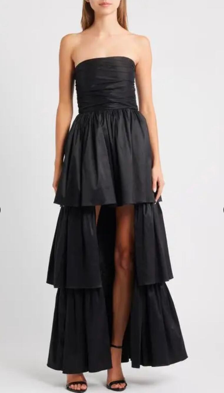 NWT Lulus Rae Tiered Gown. Size L. Ret. $148